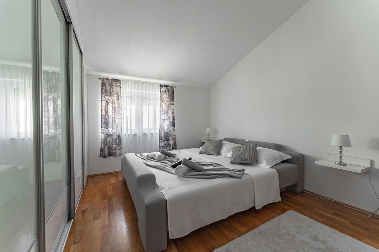 Apartments Idassa Задар Экстерьер фото