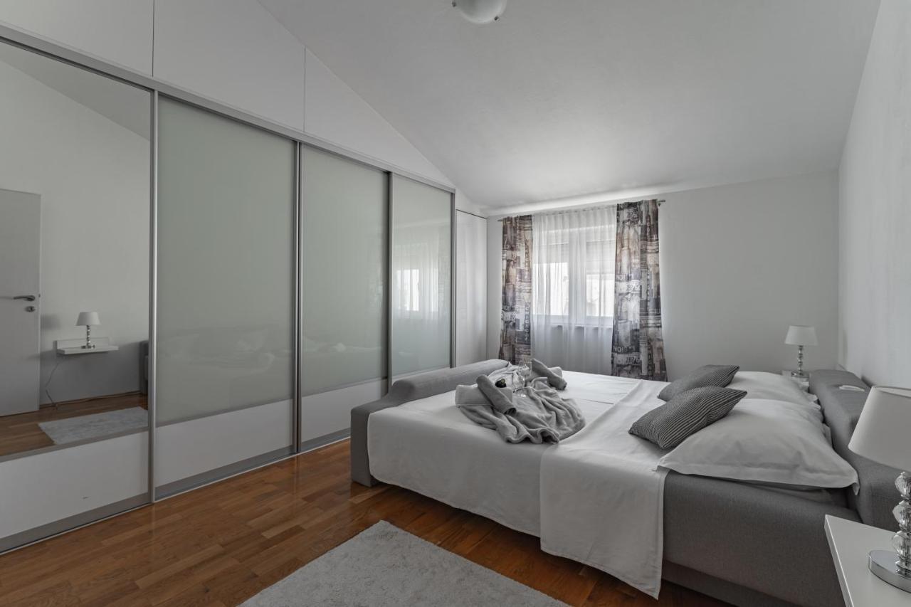 Apartments Idassa Задар Экстерьер фото